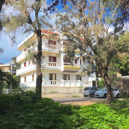 A&B Rhodes City Apartments エクステリア 写真