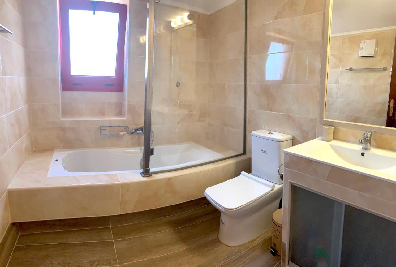 A&B Rhodes City Apartments エクステリア 写真