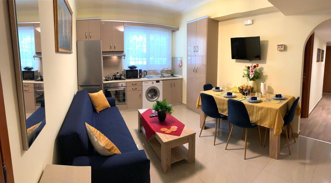 A&B Rhodes City Apartments エクステリア 写真